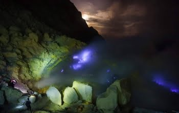 kawah ijen blue fire tour from Dialog hotel Banyuwangi