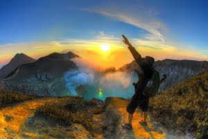 KAWAH IJEN SUNSET AND BLUE FIRE TOUR 1 DAY FROM BANYUWANGI